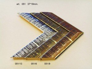Rėmelio profilis 051(13,6,9): tamsiai rudas ir pilkas, plotis 37 mm, 3 spalvų variantai