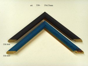 Rėmelio profilis 550 19 15: juodas, plotis 19 mm, 2 spalvų variantai