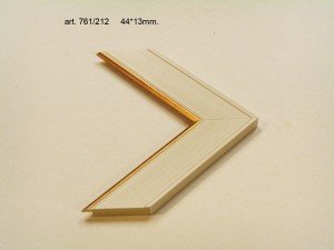 Rėmelio profilis 761: plotis 44 mm