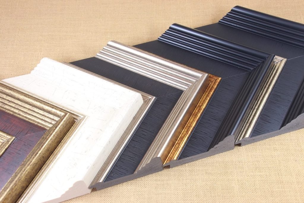 Frame G048, MOULDING